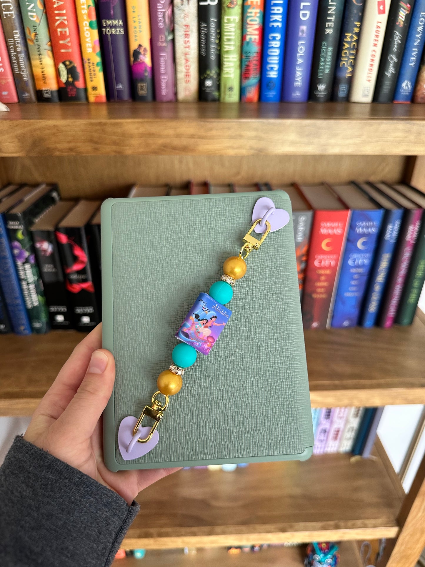 Chasing That Book Fair High E-Reader Strap
