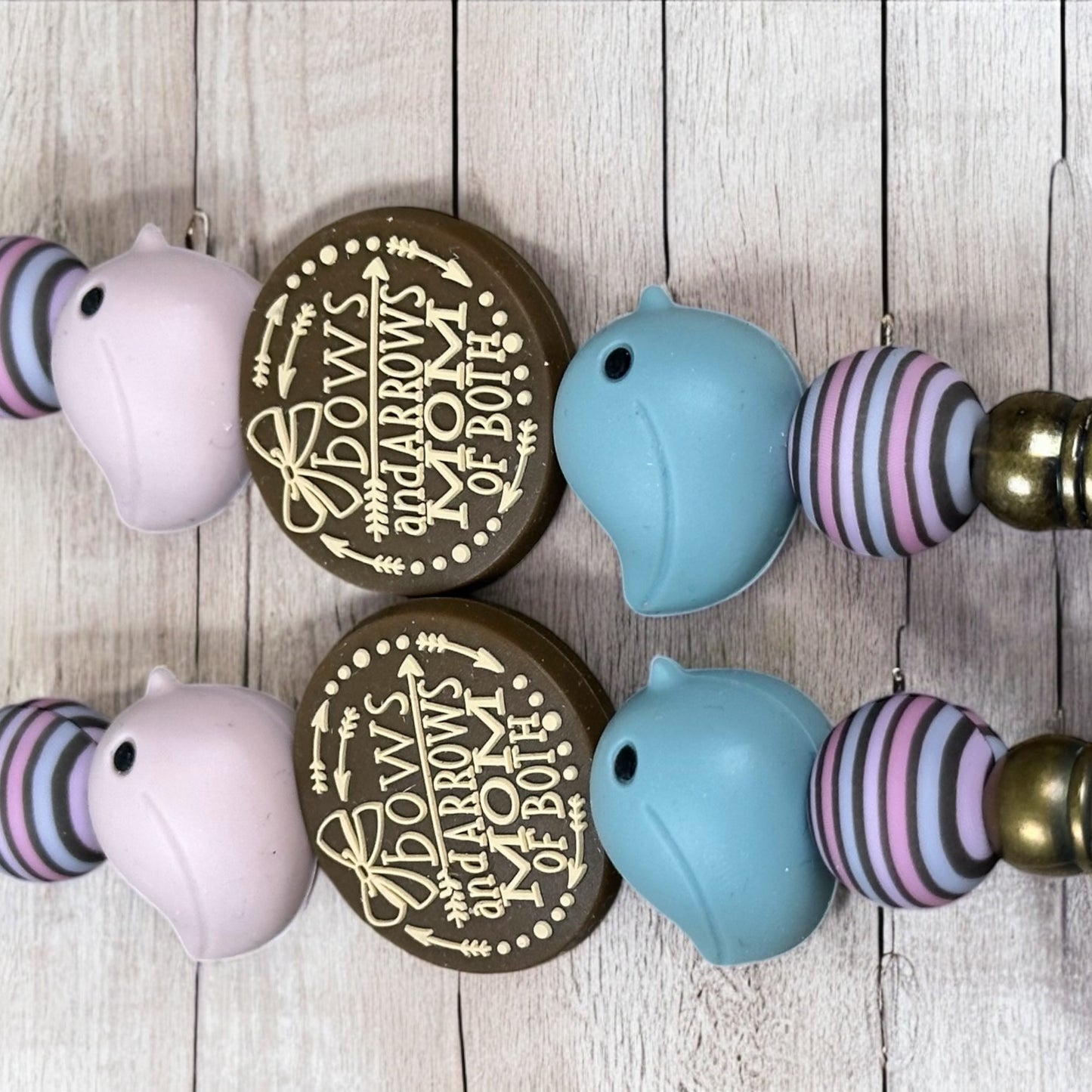 Bows And Arrows Mama Keychain