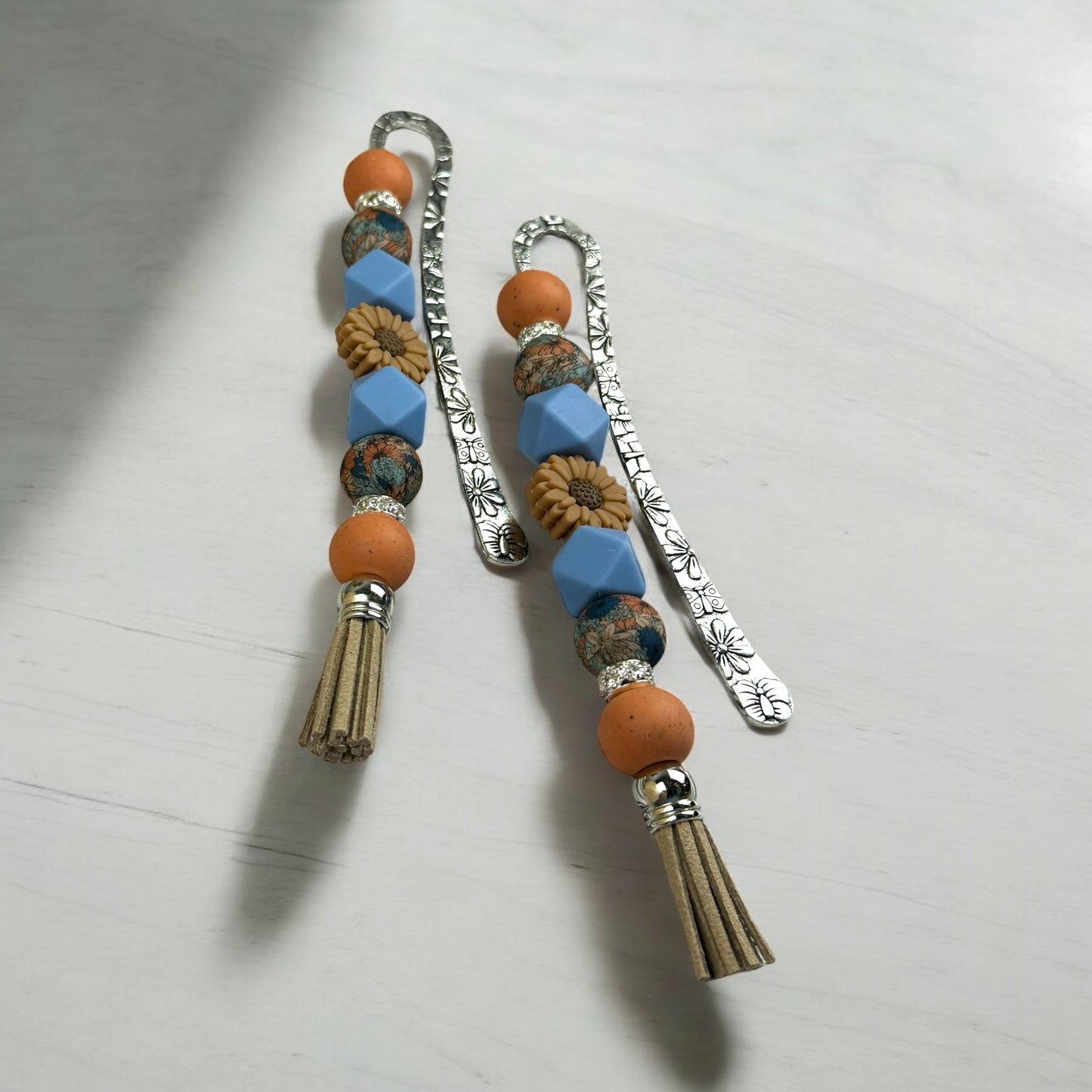 Boho Daisy Beaded Bookmark