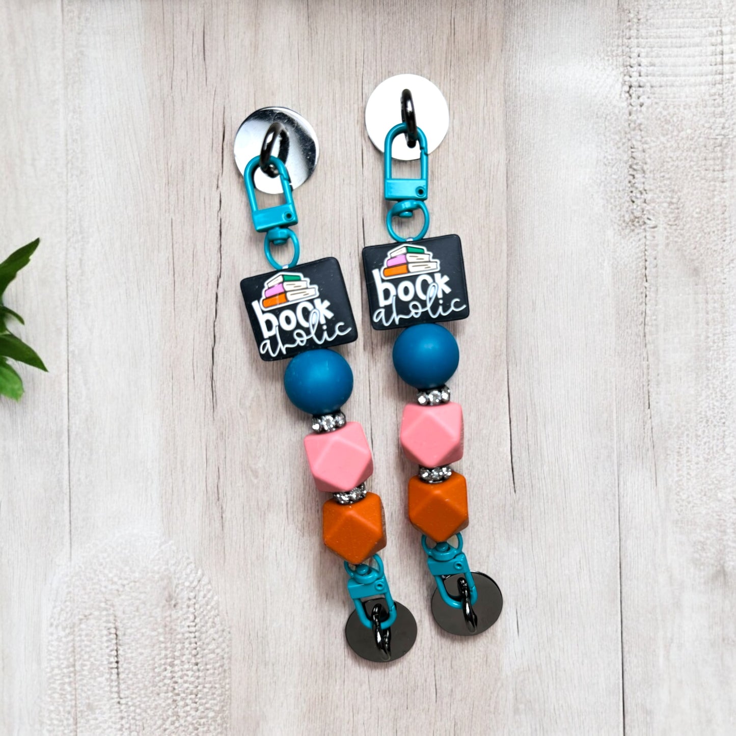 Bookaholic E-Reader Strap