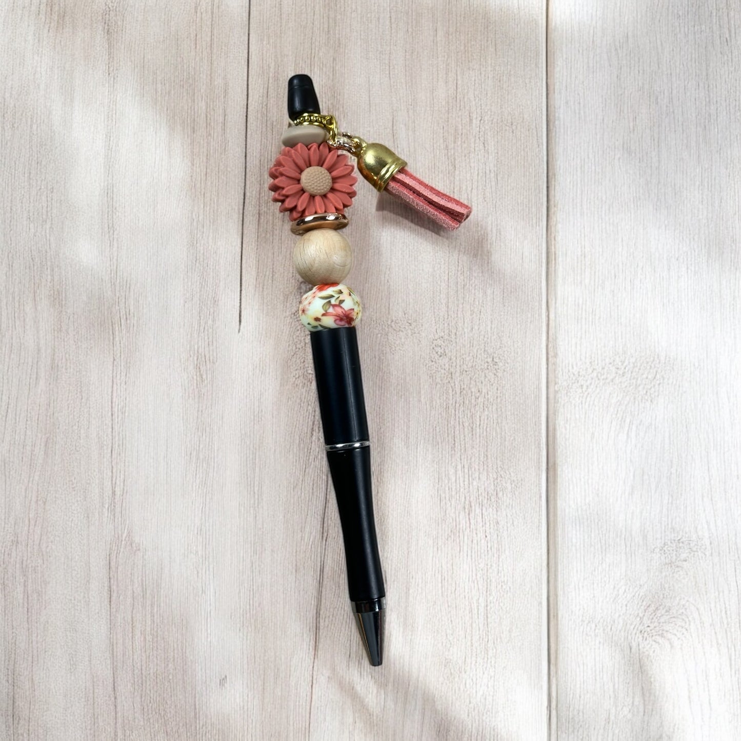 Boho Daisy Beaded Pen