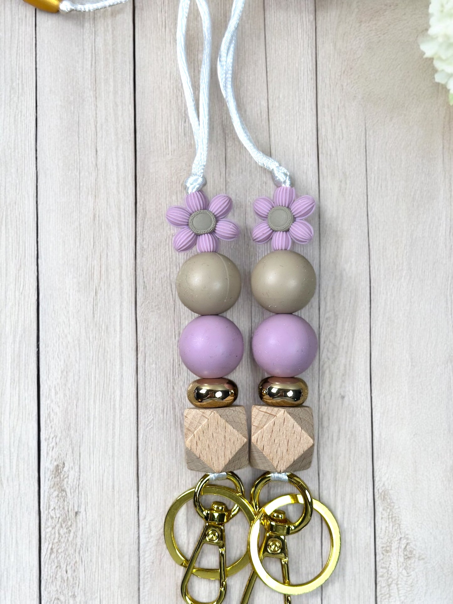 Delicate Daisy Lanyard