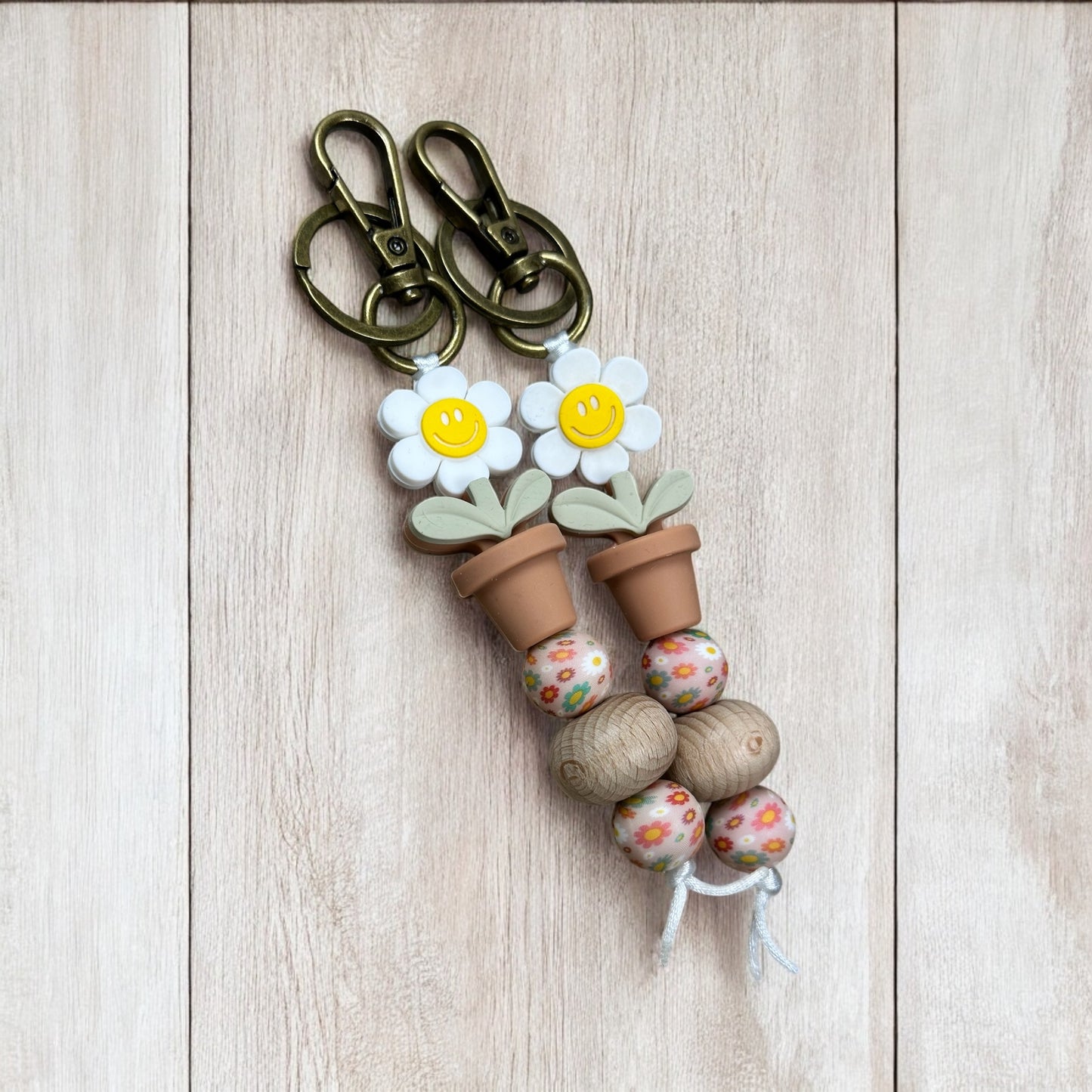 Happy Flower Keychain