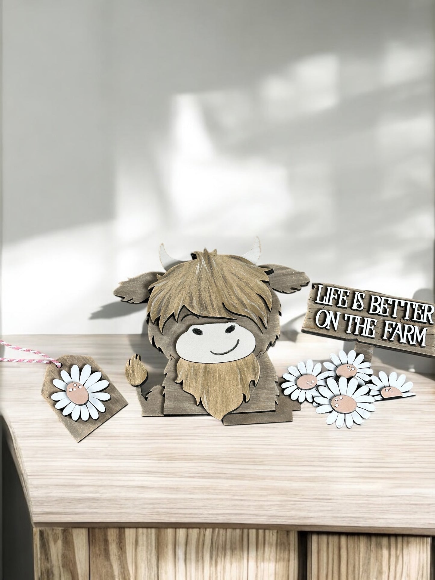 Highland Cow Daisy Insert