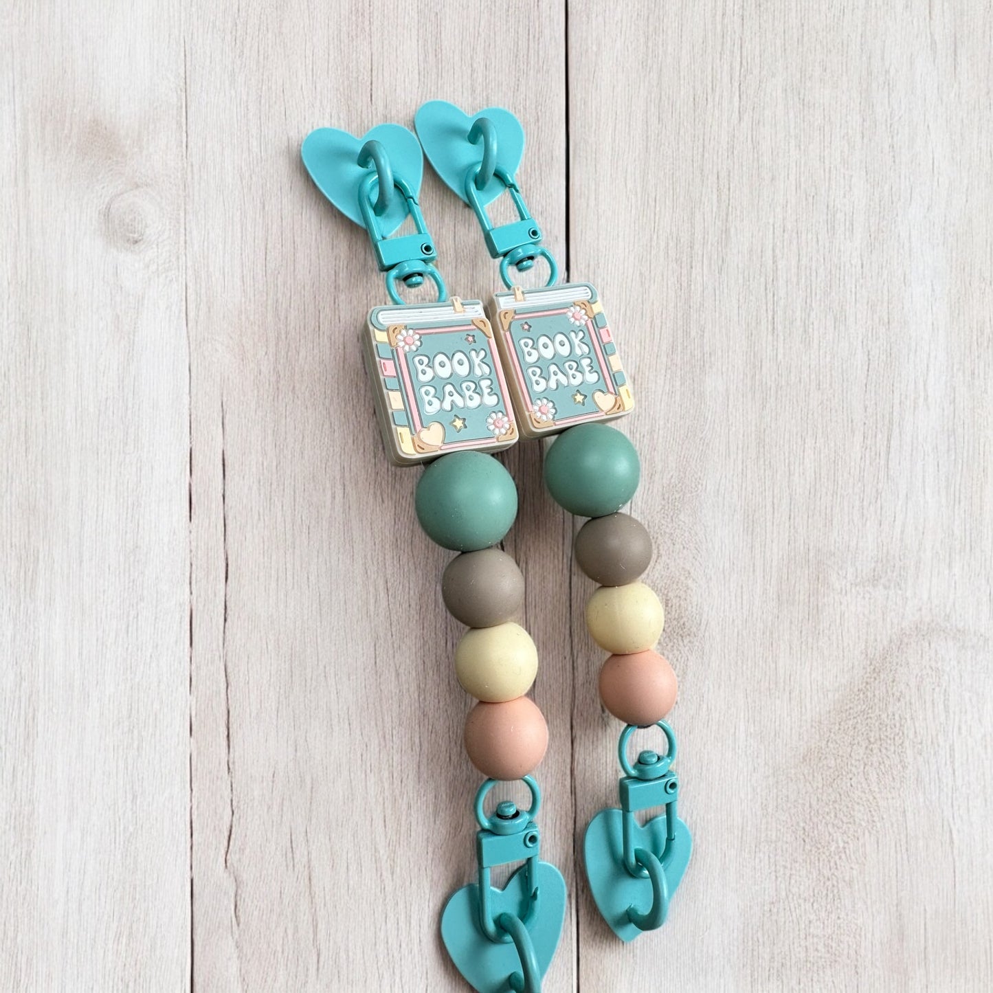 Blue Book Babe E-Reader Strap