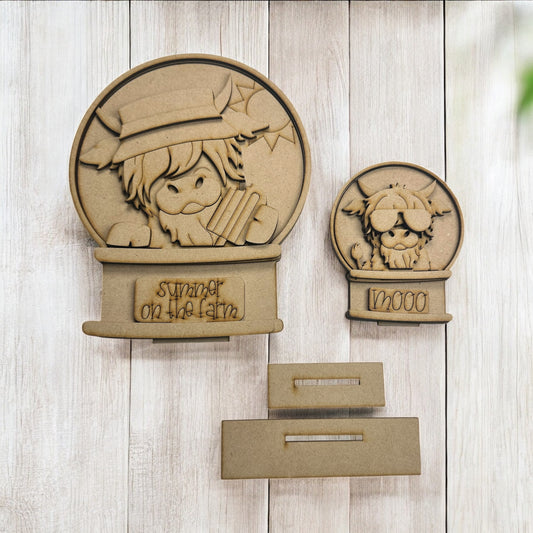 Summer Highland Cow Snow Globe Insert