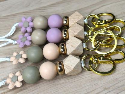 Delicate Daisy Lanyard