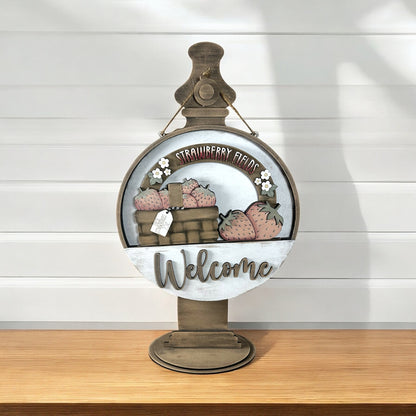Strawberry Fields Round Welcome Sign Insert