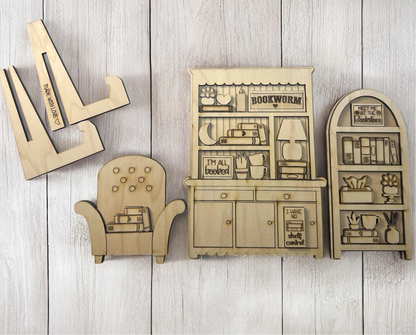 DIY Book Lover Mini Hutch