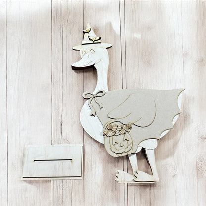 DIY Halloween Outfit For Porch Goose