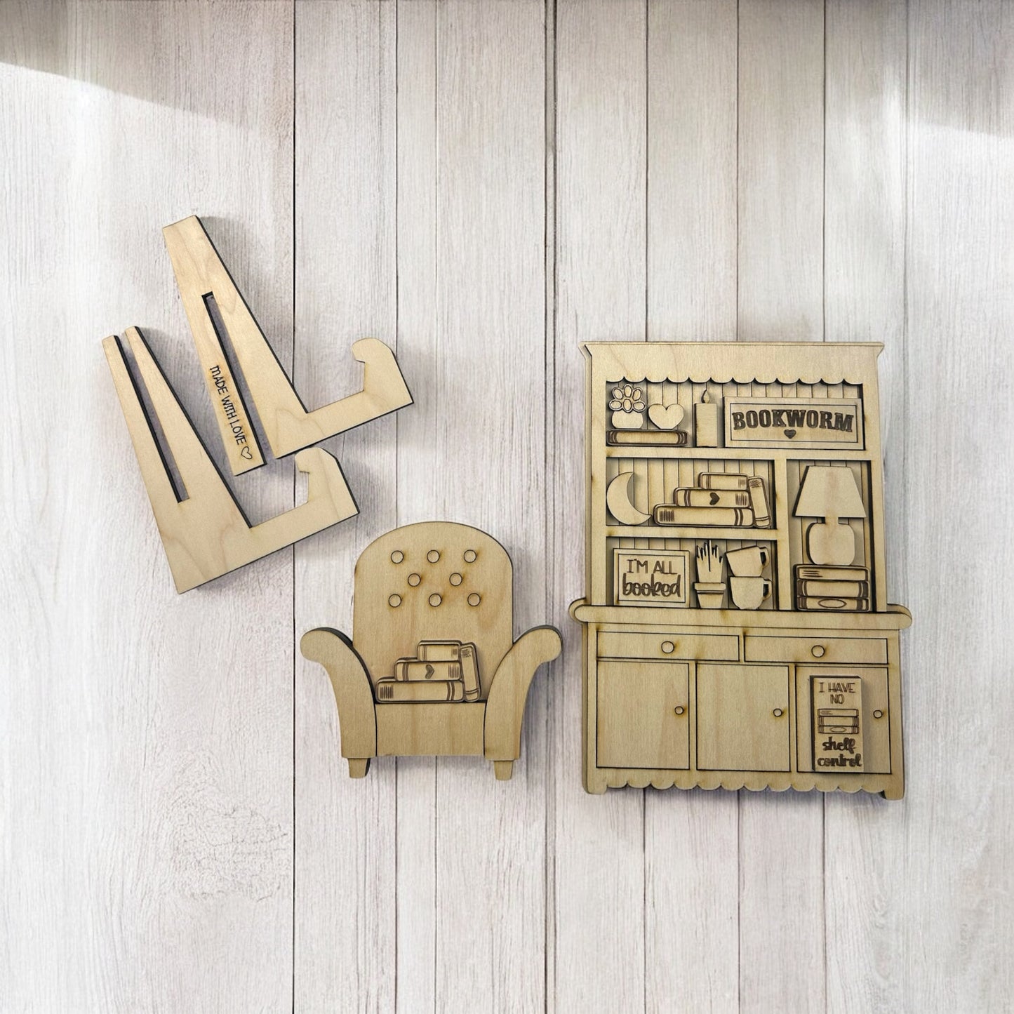 DIY Book Lover Mini Hutch