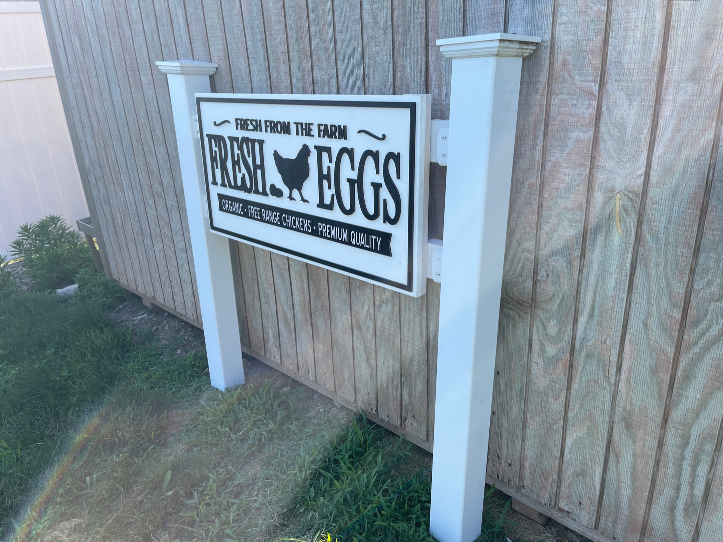 Farm Fresh Eggs Sign 24” x 48”