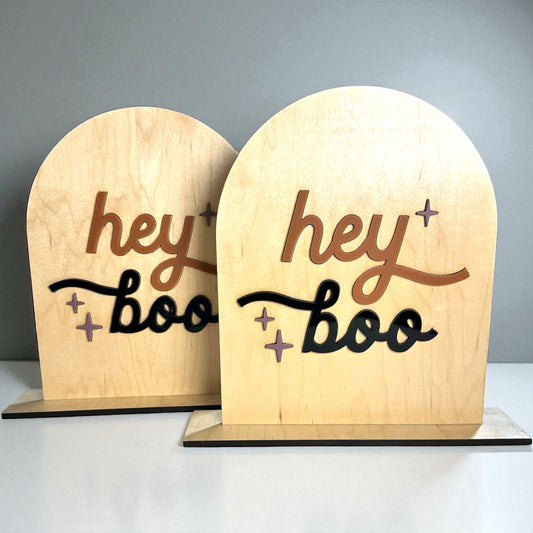 Hey Boo Halloween Sign