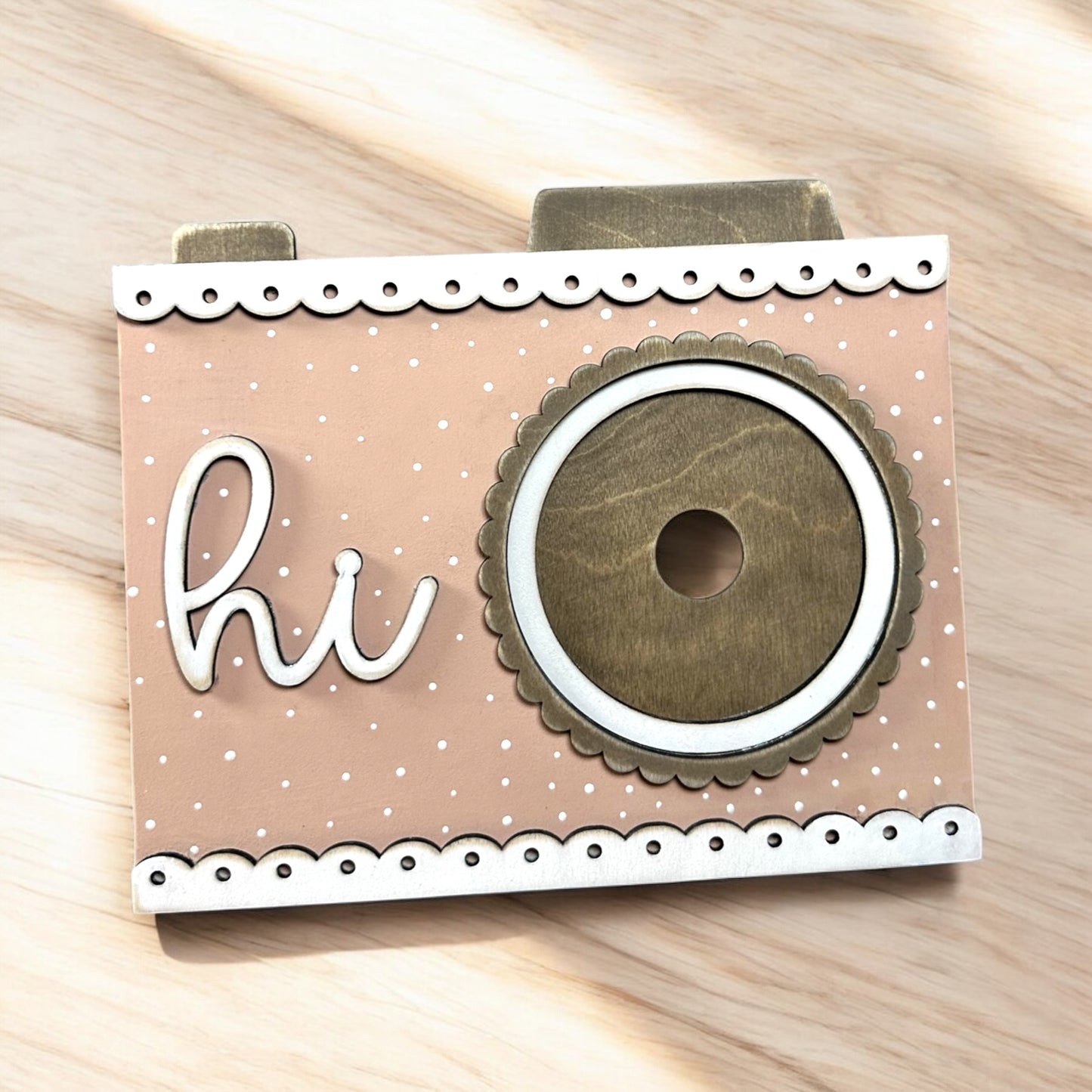 Interchangeable camera base for 3” round inserts